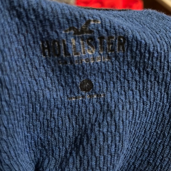 Hollister long sleeve thermal tee - Picture 3 of 4